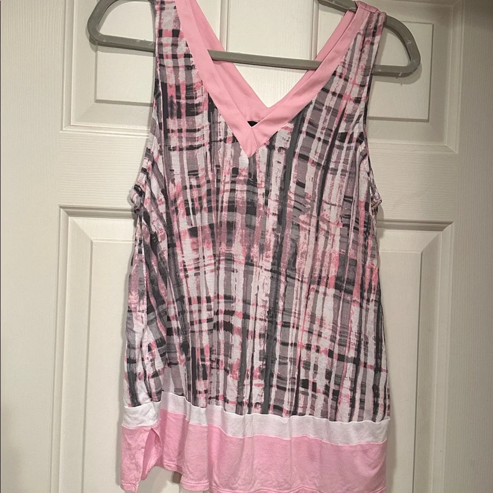 SimplyVera wang small Plaid Pink and Gray Women's Sleepwear Set Great condition - Picture 2 of 4